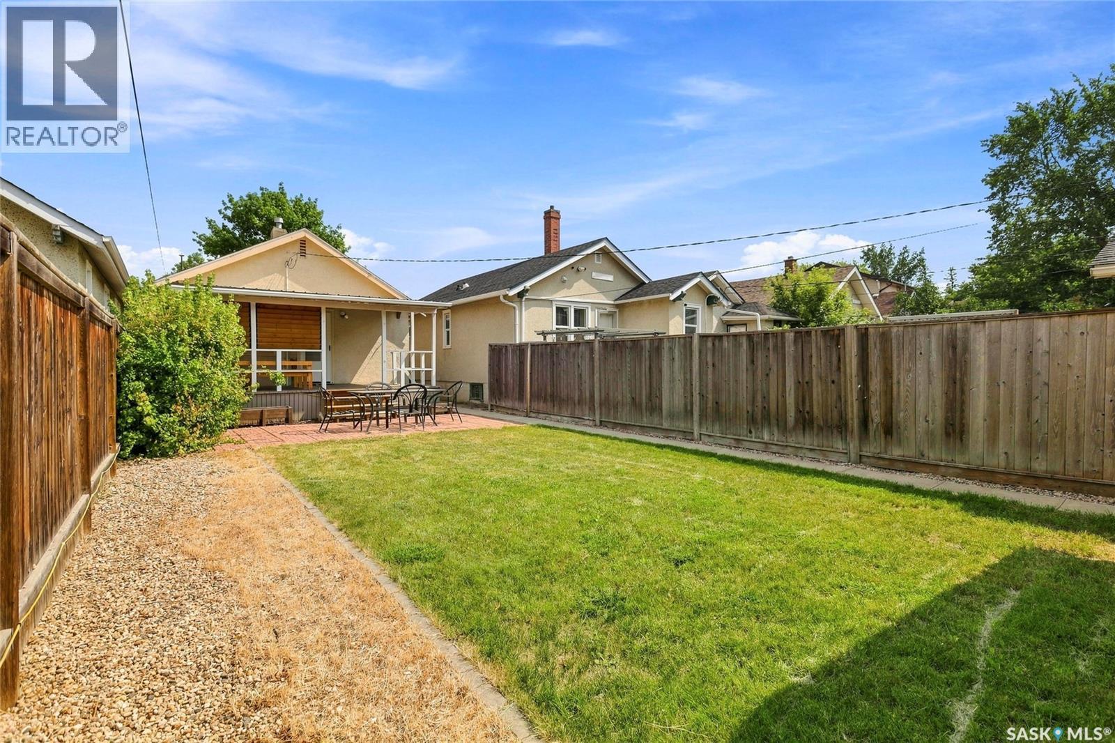 2212 Wallace Street, Regina, SK - Outdoor With Deck Patio Veranda