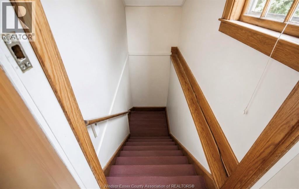 2177 Dougall Unit# Upper, Windsor, ON - Indoor Photo Showing Other Room