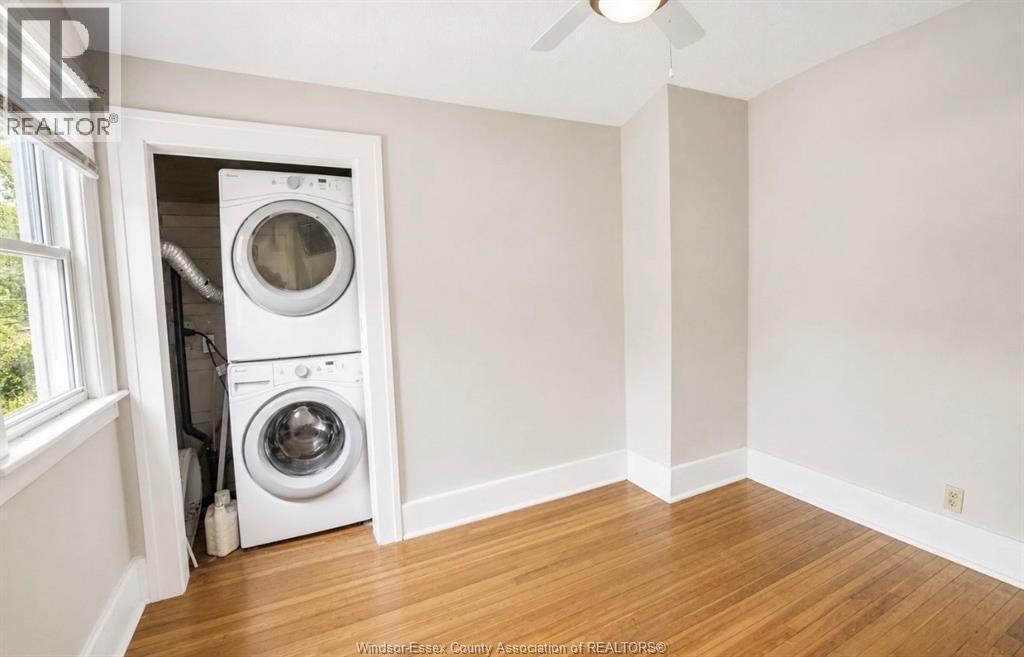 2177 Dougall Unit# Upper, Windsor, ON - Indoor Photo Showing Laundry Room