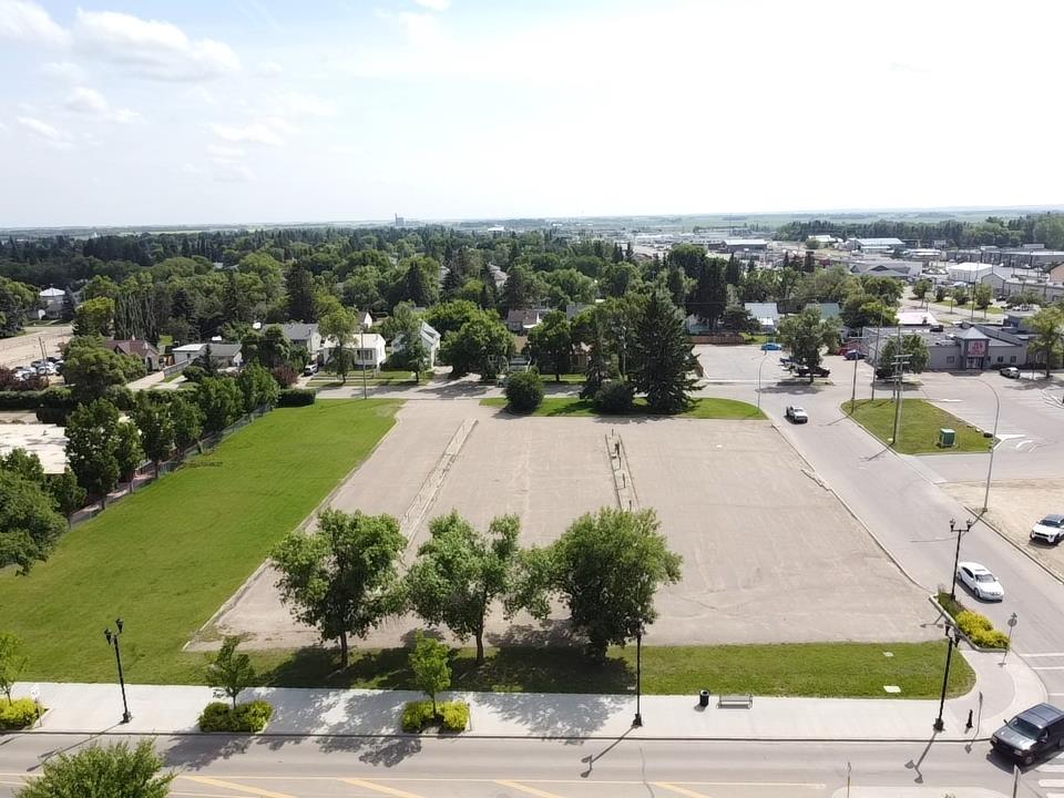 4911 55A St, Wetaskiwin, AB
