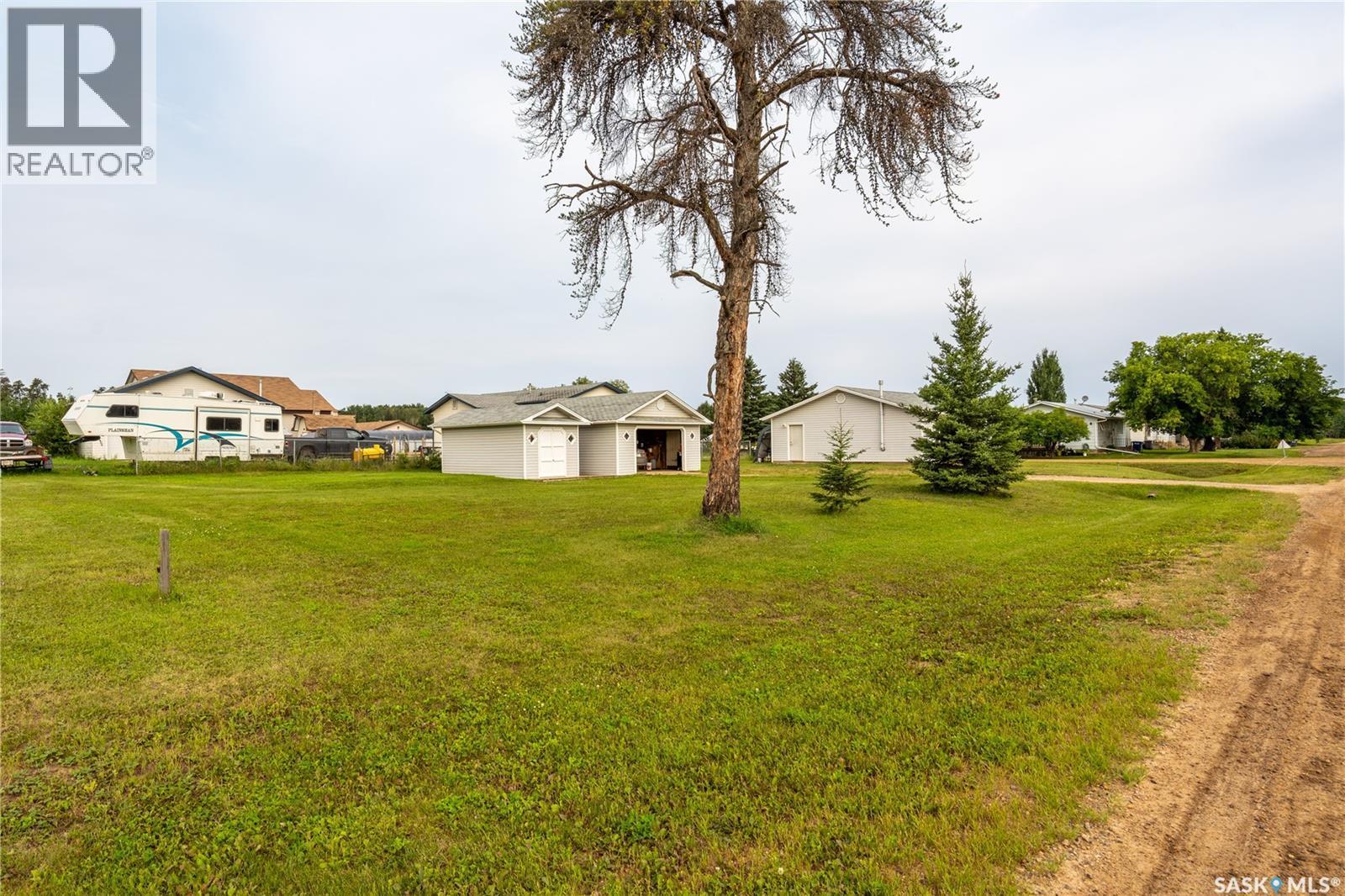 157 4Th Street W, Pierceland, SK - Outdoor