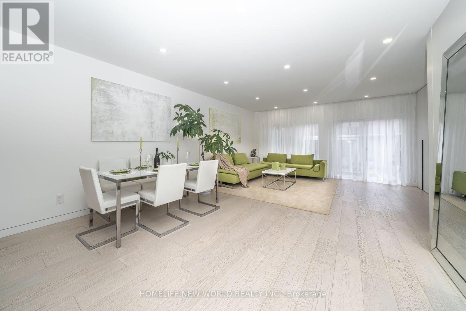 30 Carling Avenue, Toronto, ON - Indoor