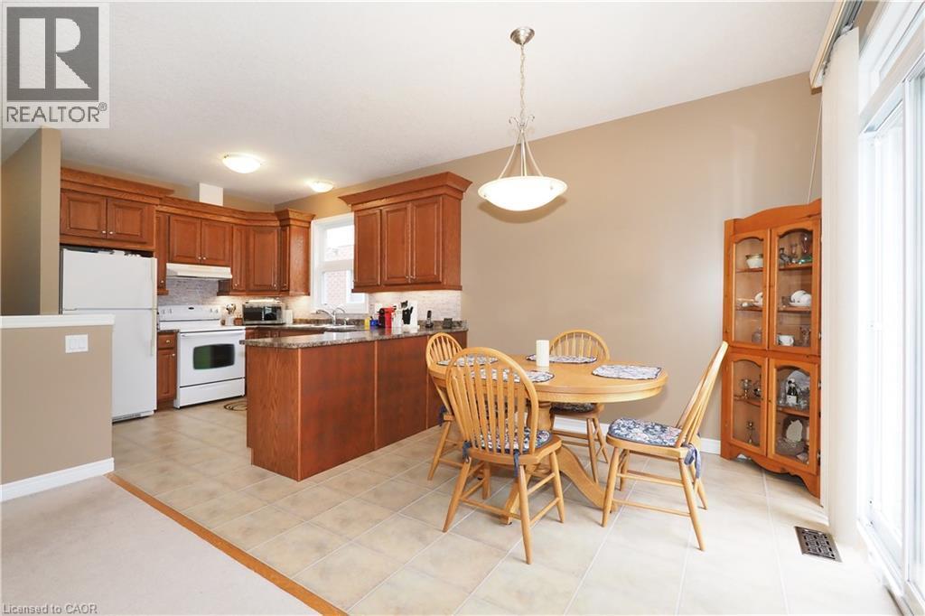 565 Springwater Drive, Waterloo, ON - Indoor