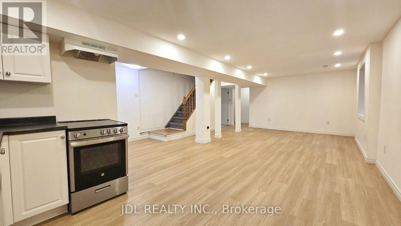 3769 Brandon Gate Drive, Mississauga, ON - Indoor