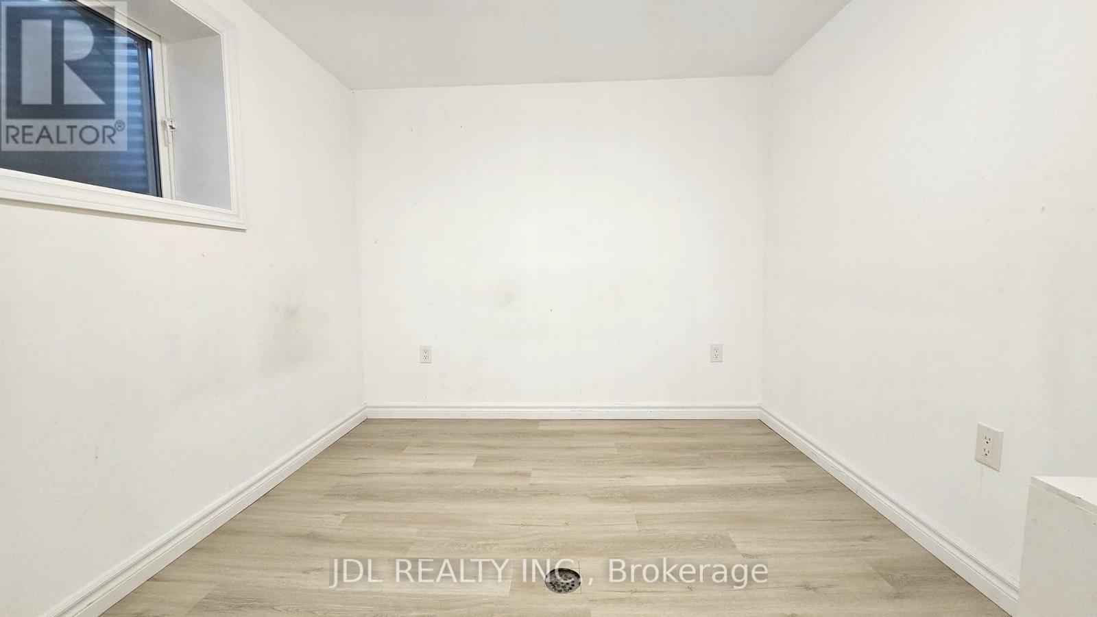 3769 Brandon Gate Drive, Mississauga, ON - Indoor Photo Showing Other Room
