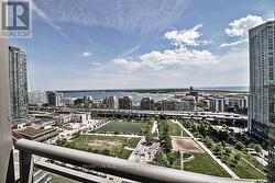 2208 - 21 ICEBOAT TERRACE Toronto, ON M5V 4B1