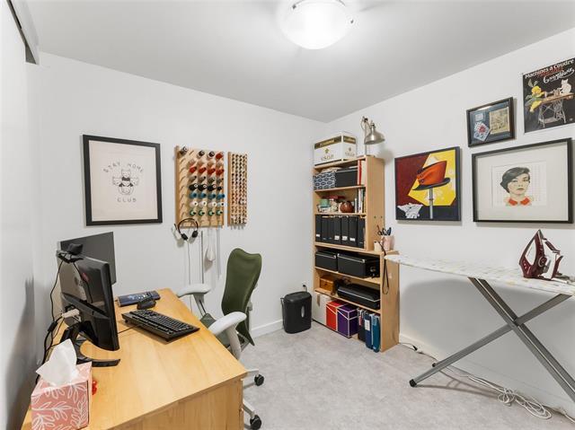 310-155 Sherbrook St, Winnipeg, MB - Indoor Photo Showing Office