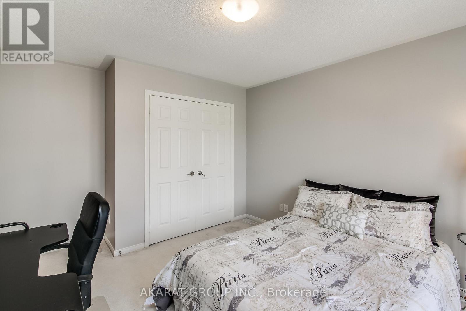 3320 Cline Street, Burlington, ON - Indoor Photo Showing Bedroom