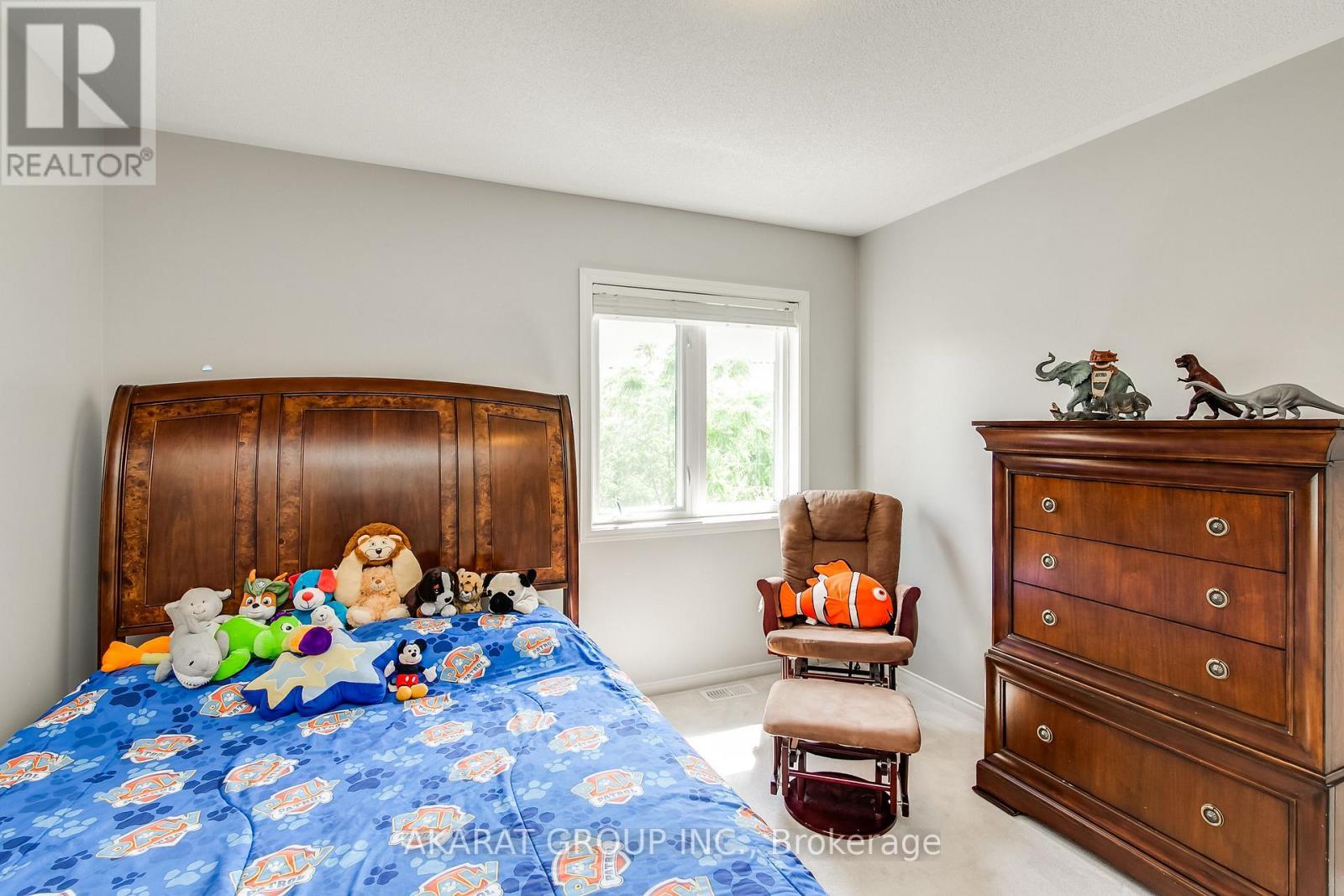 3320 Cline Street, Burlington, ON - Indoor Photo Showing Bedroom