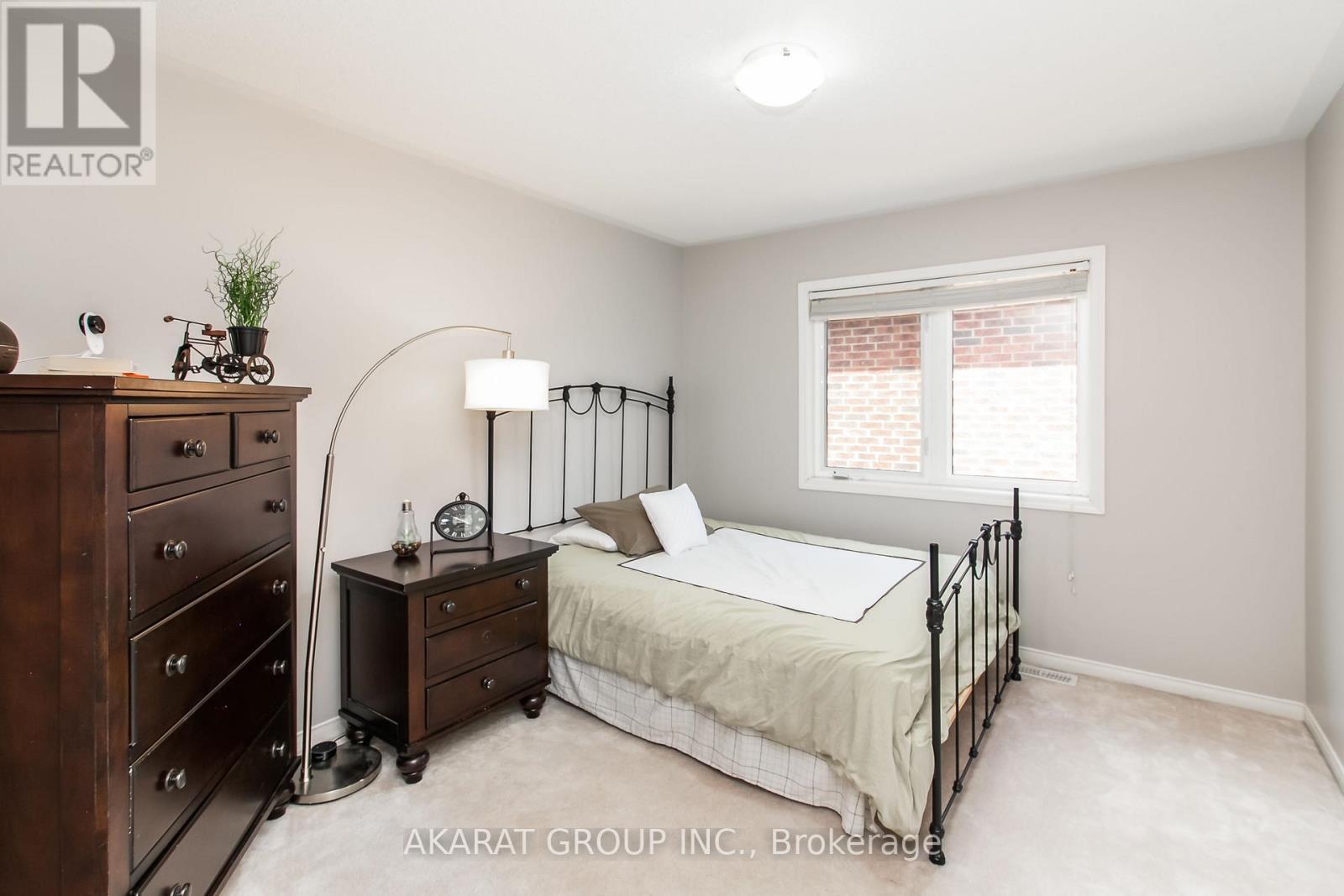 3320 Cline Street, Burlington, ON - Indoor Photo Showing Bedroom