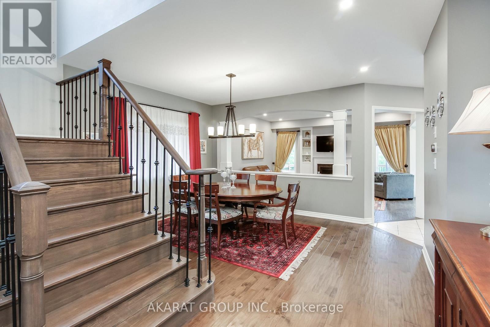 3320 Cline Street, Burlington, ON - Indoor Photo Showing Dining Room