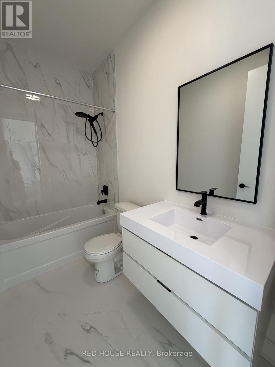 143 Everett Common, St. Catharines, ON - Indoor Photo Showing Bathroom