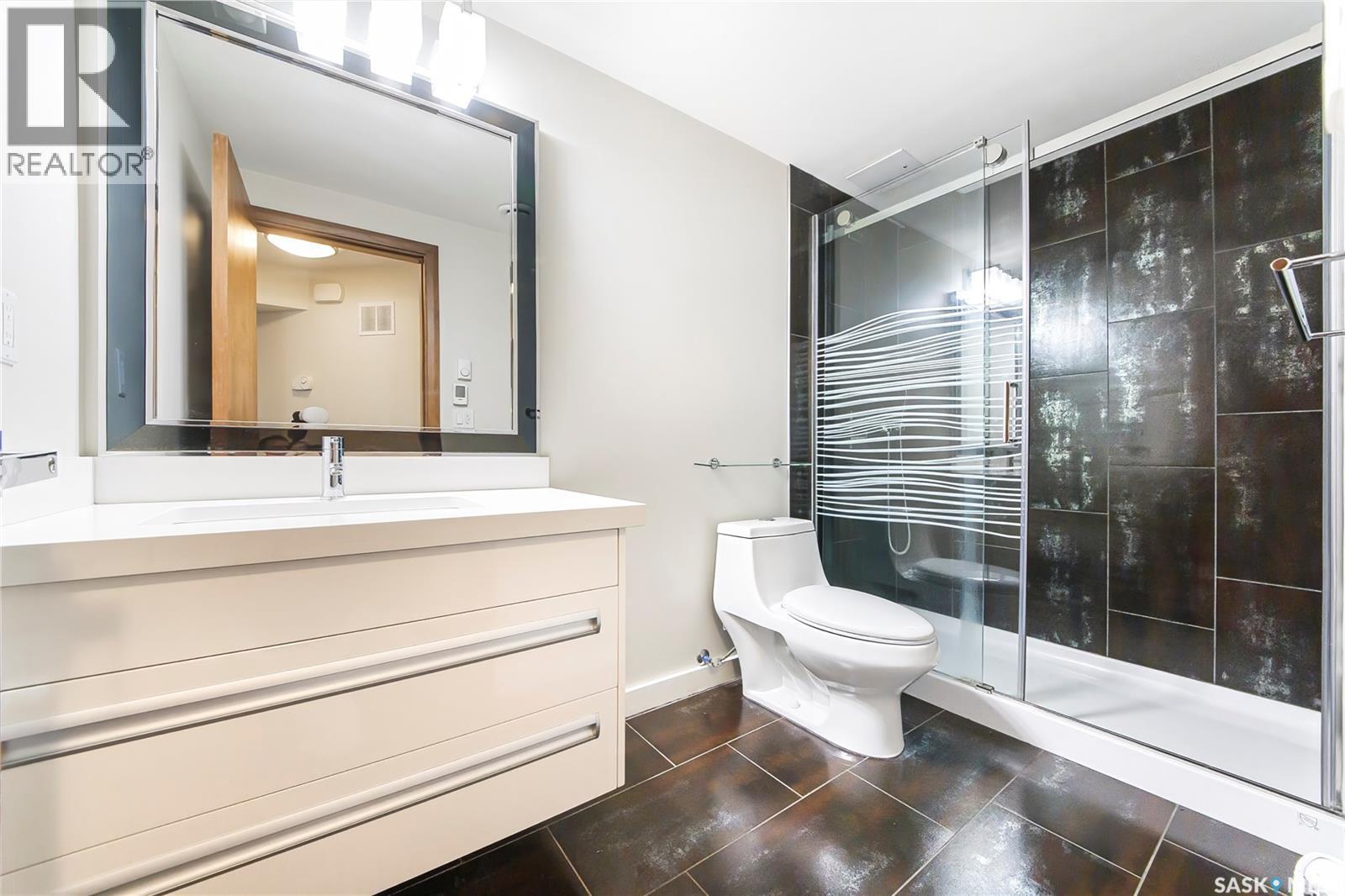 435 Pichler Crescent, Saskatoon, SK - Indoor Photo Showing Bathroom