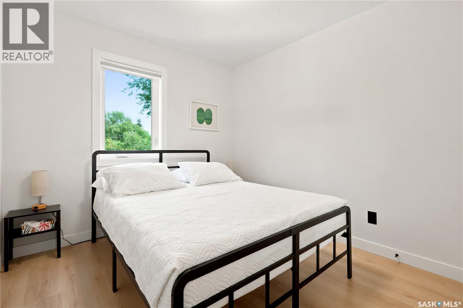 2023 Edward Street, Regina, SK - Indoor Photo Showing Bedroom