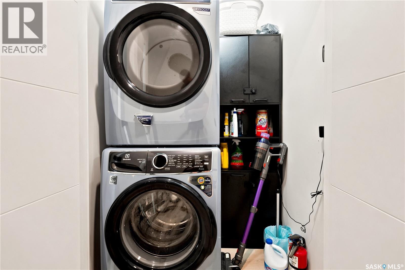 2023 Edward Street, Regina, SK - Indoor Photo Showing Laundry Room