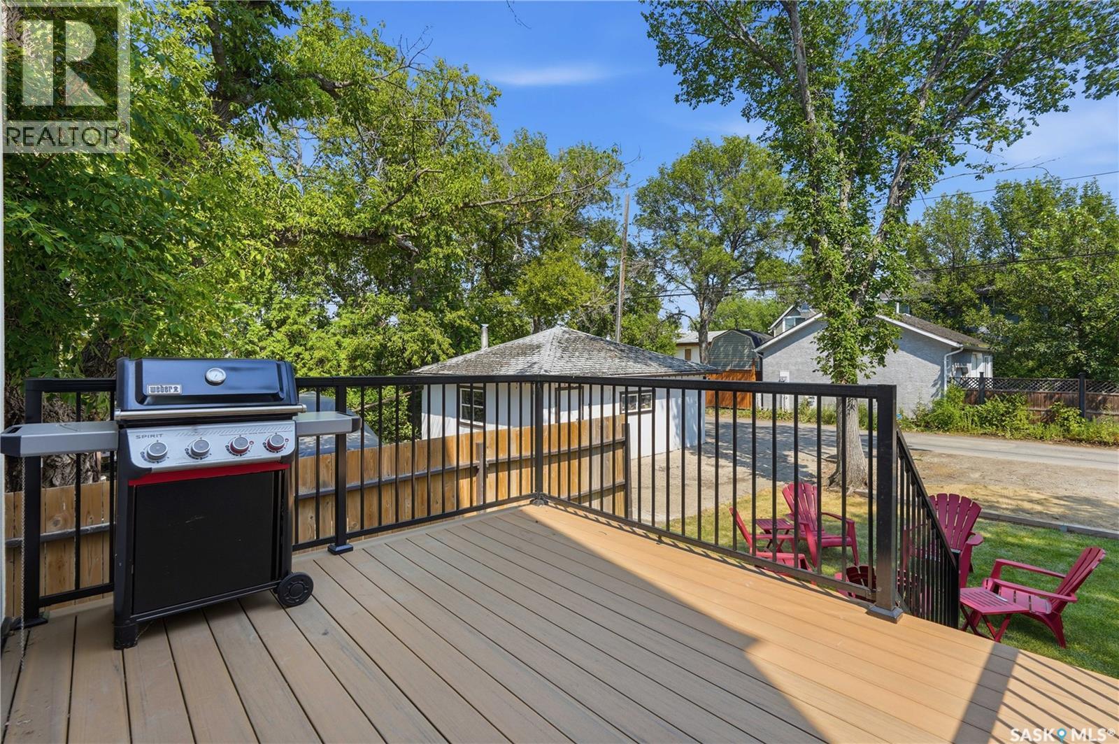 2023 Edward Street, Regina, SK - Outdoor With Deck Patio Veranda