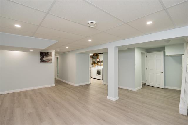 243 Antrim Rd, Winnipeg, MB - Indoor