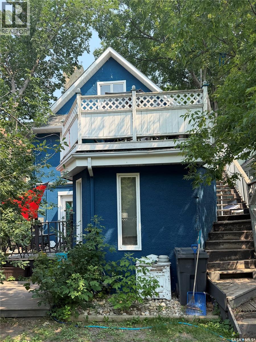 2130 Rae Street, Regina, SK - Outdoor