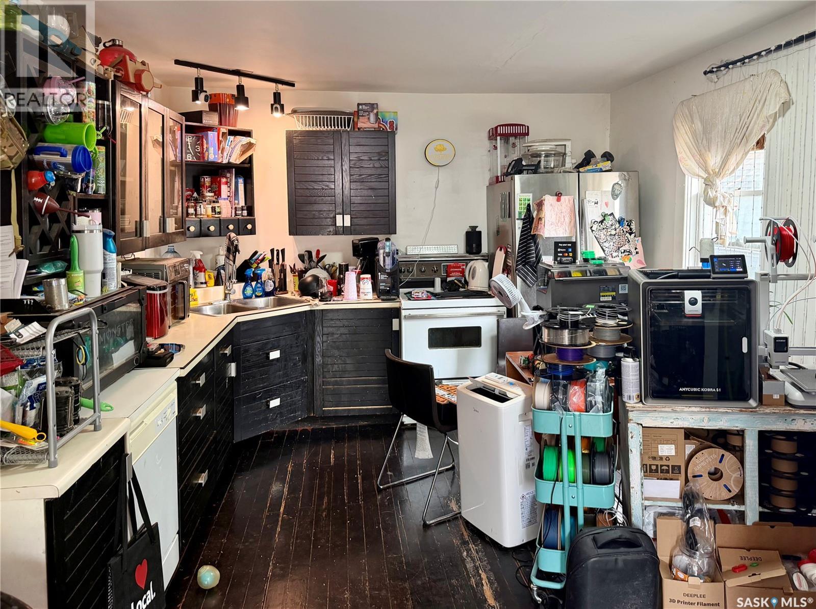 2130 Rae Street, Regina, SK - Indoor