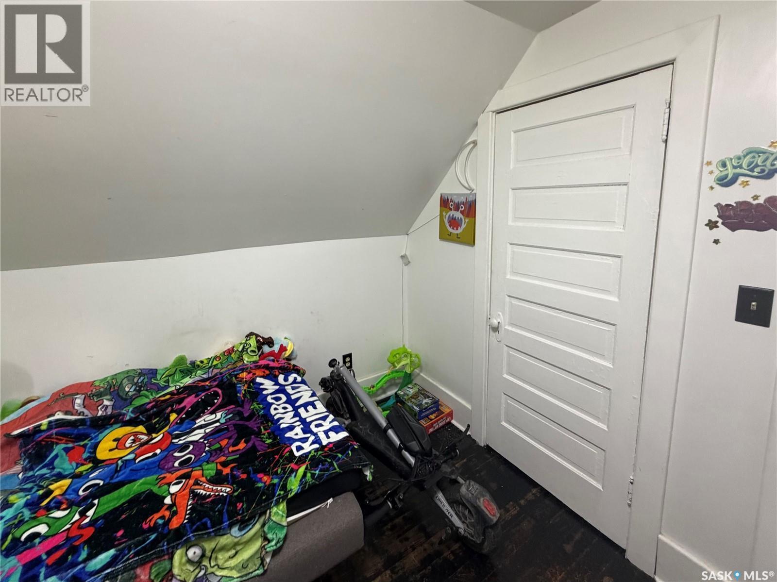 2130 Rae Street, Regina, SK - Indoor