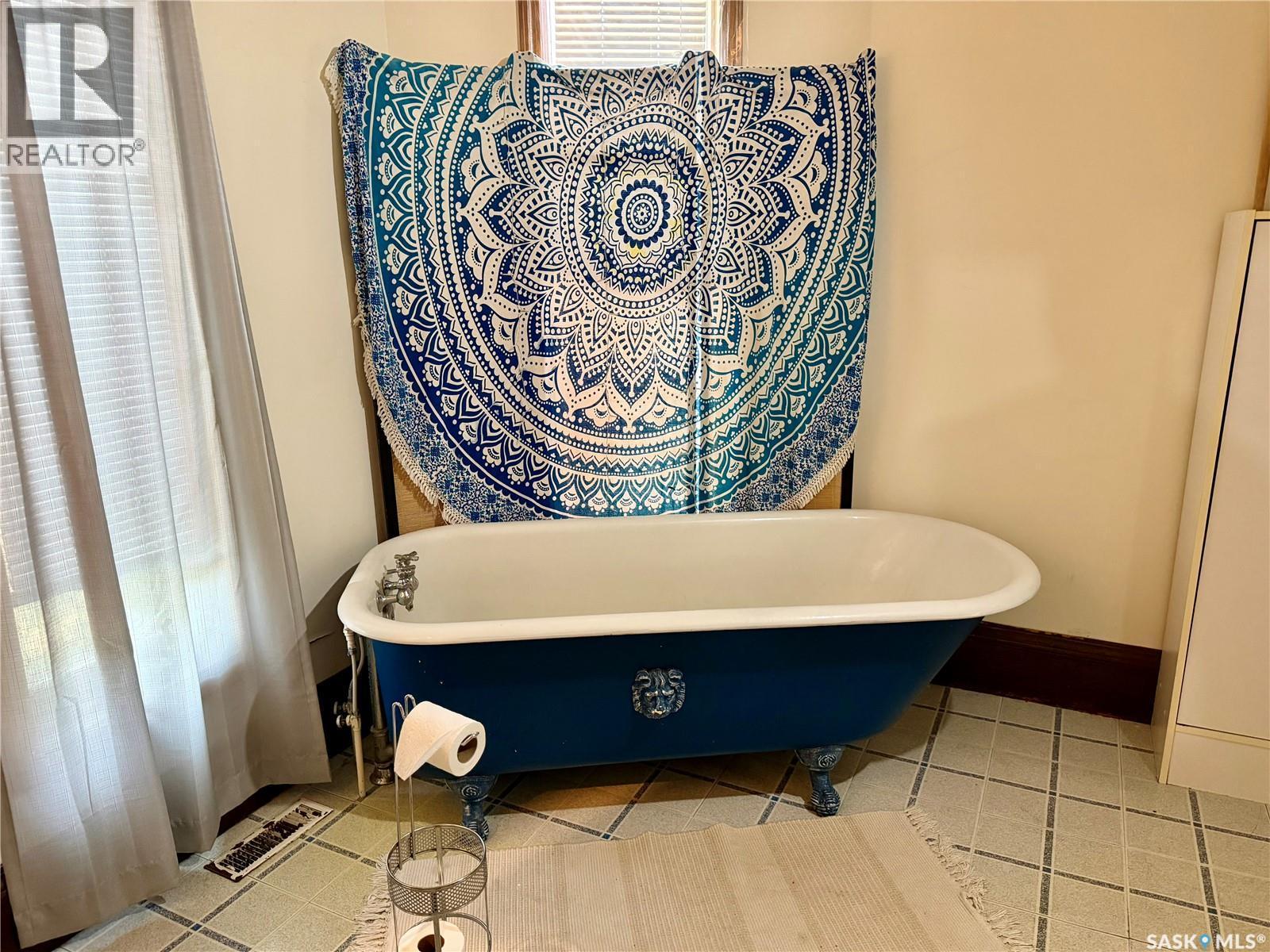 2130 Rae Street, Regina, SK - Indoor Photo Showing Bathroom