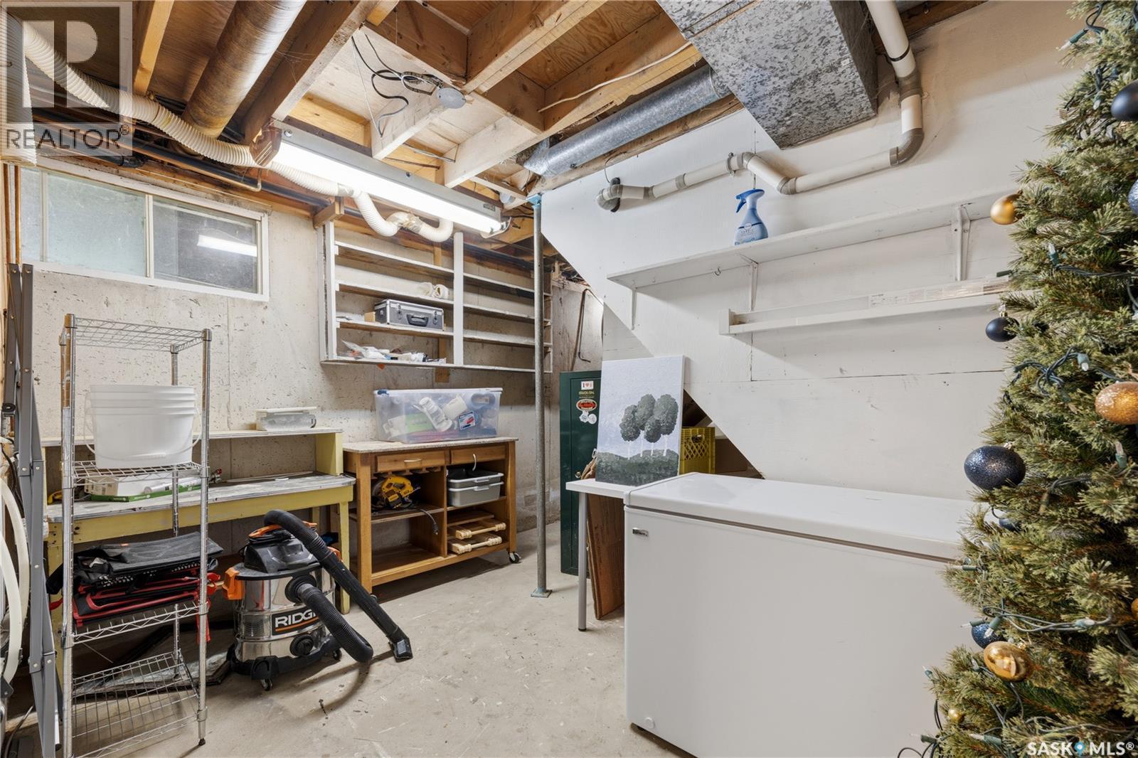 215 Margaret Street, Bulyea, SK - Indoor