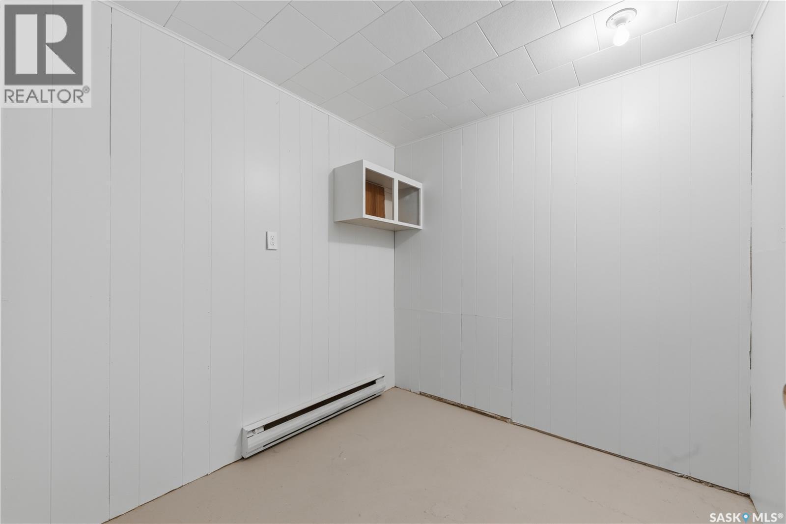 215 Margaret Street, Bulyea, SK - Indoor Photo Showing Other Room