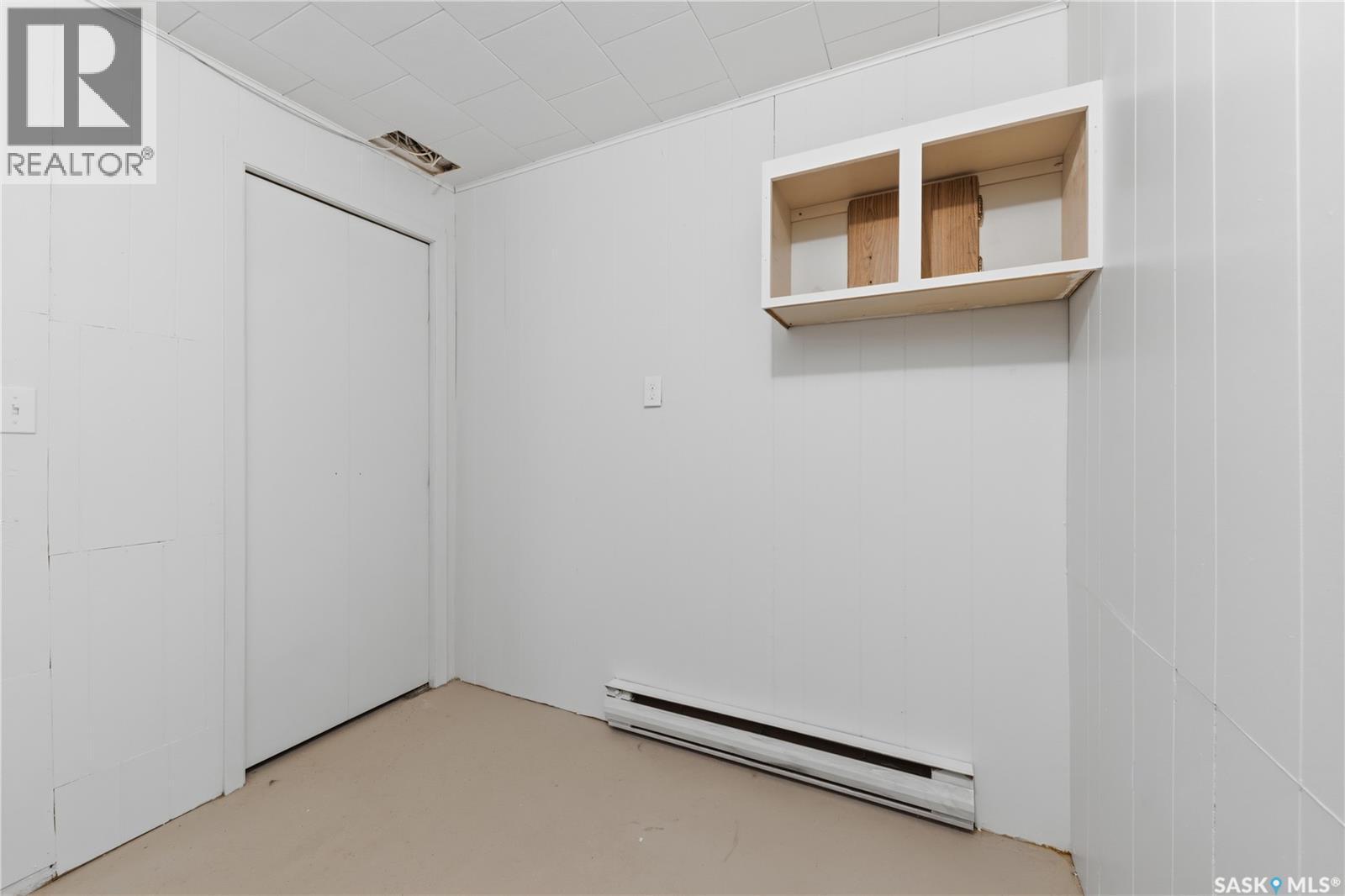215 Margaret Street, Bulyea, SK - Indoor Photo Showing Other Room