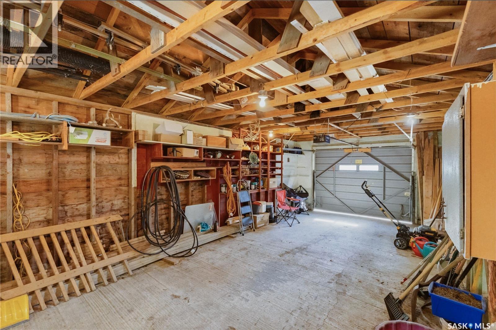 215 Margaret Street, Bulyea, SK - Indoor