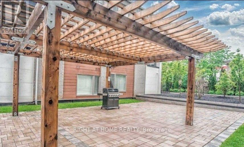 3 - 401 - 5131 Sheppard Avenue E, Toronto, ON - Outdoor