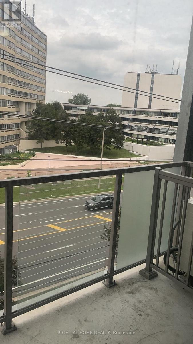 401 - 5131 Sheppard Avenue E, Toronto, ON - Outdoor With View