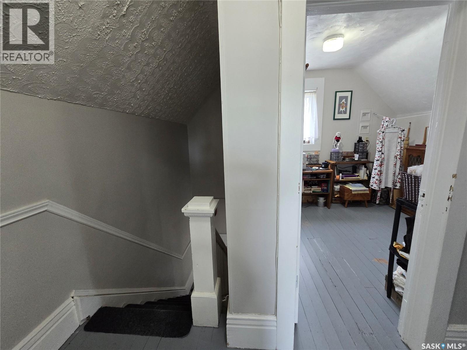 328 6Th Avenue, Broadview, SK - Indoor Photo Showing Other Room