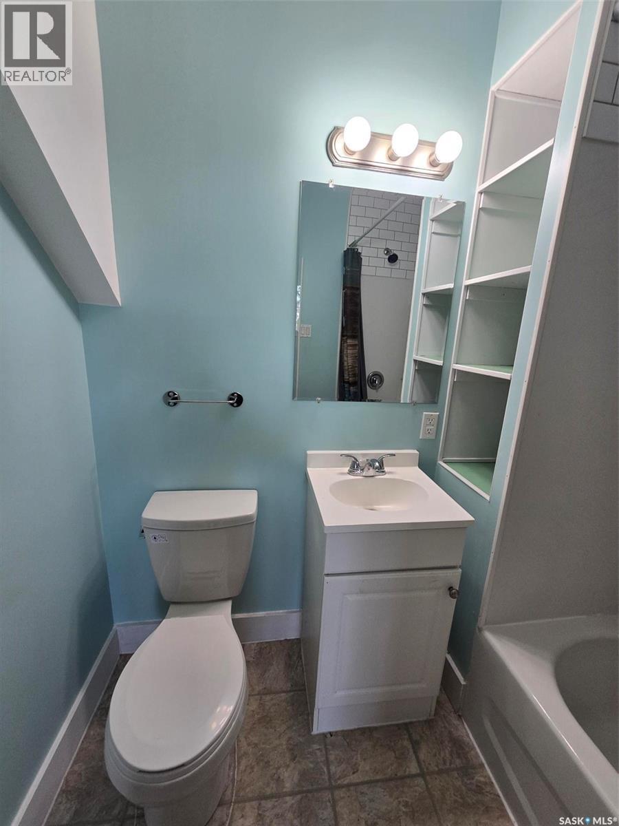 328 6Th Avenue, Broadview, SK