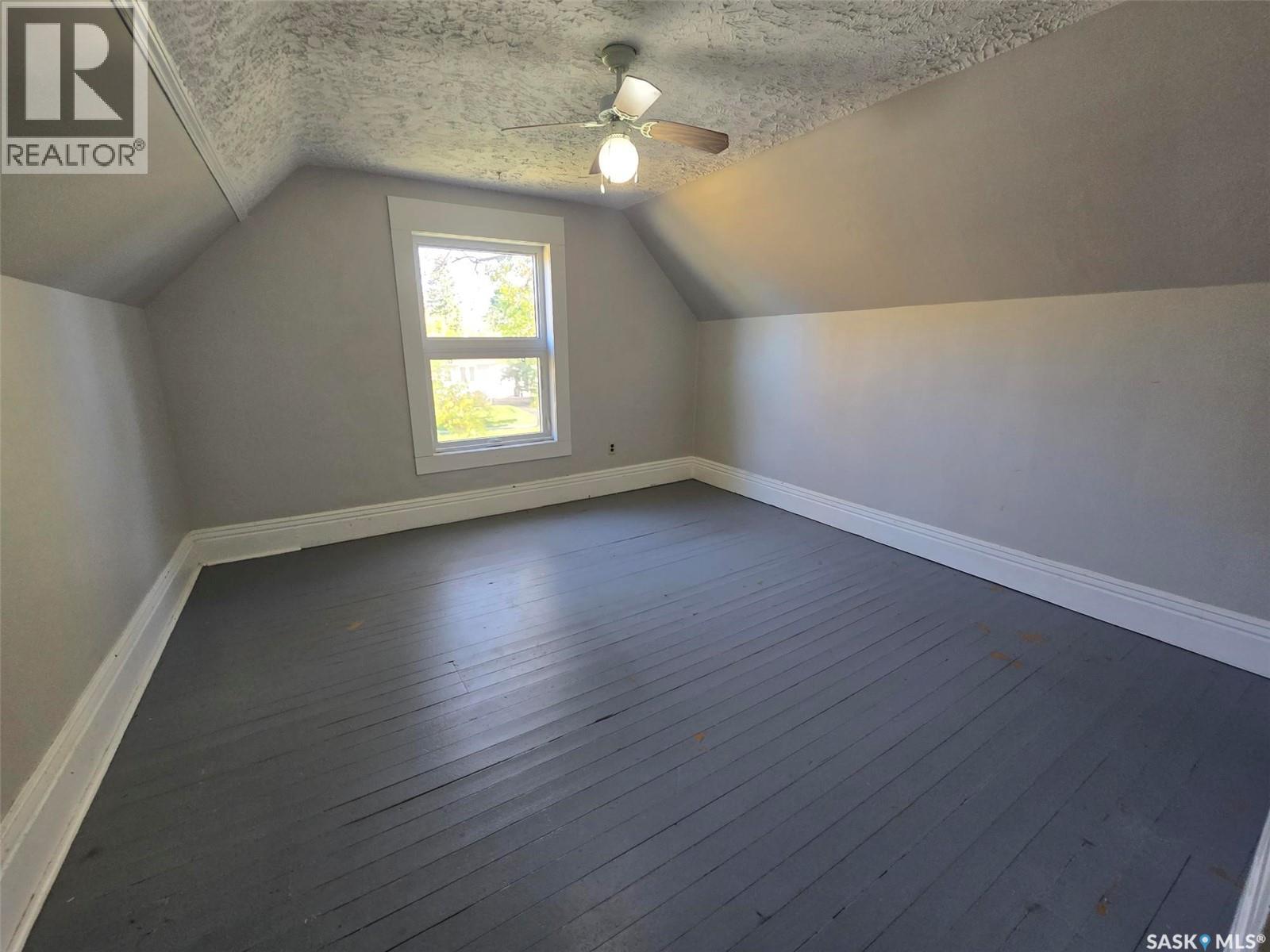 328 6Th Avenue, Broadview, SK