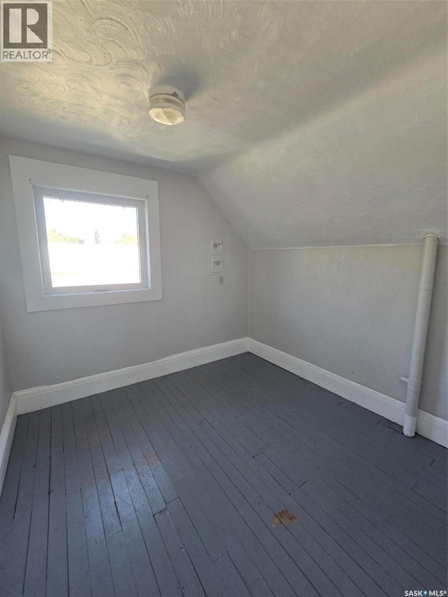 328 6Th Avenue, Broadview, SK