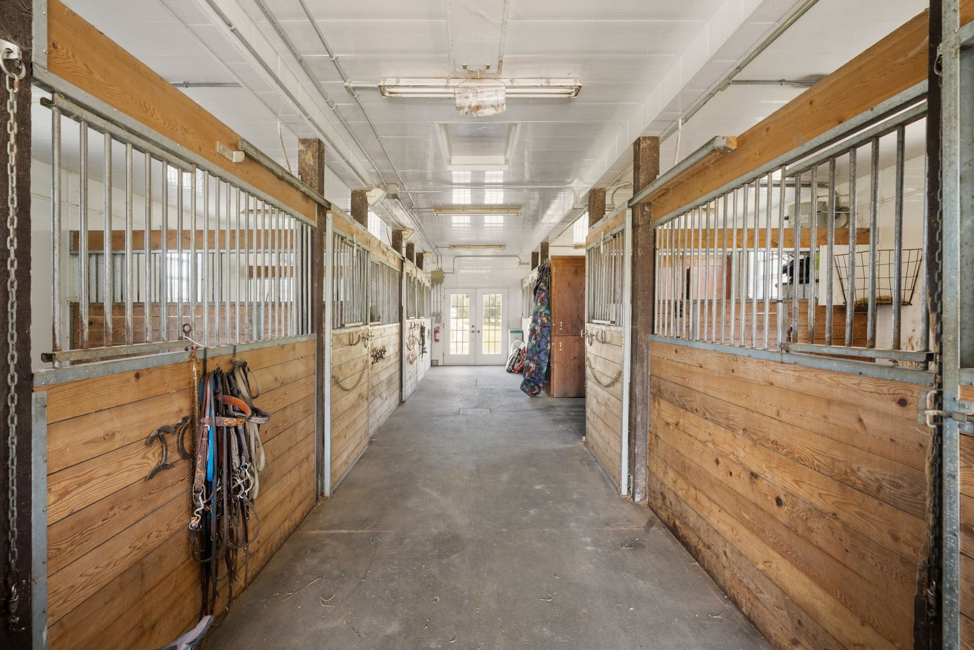 Stable - 138Z Ch. Viens, Saint-Alphonse-De-Granby, QC