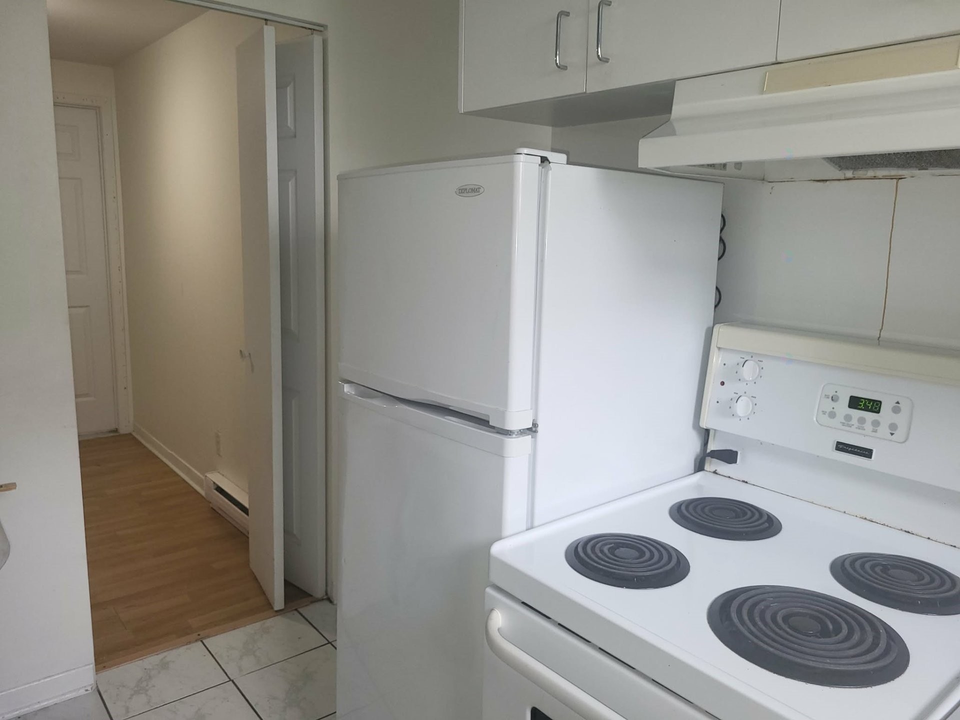 Kitchen - 140B Av. George-V, Dorval, QC - Indoor Photo Showing Kitchen