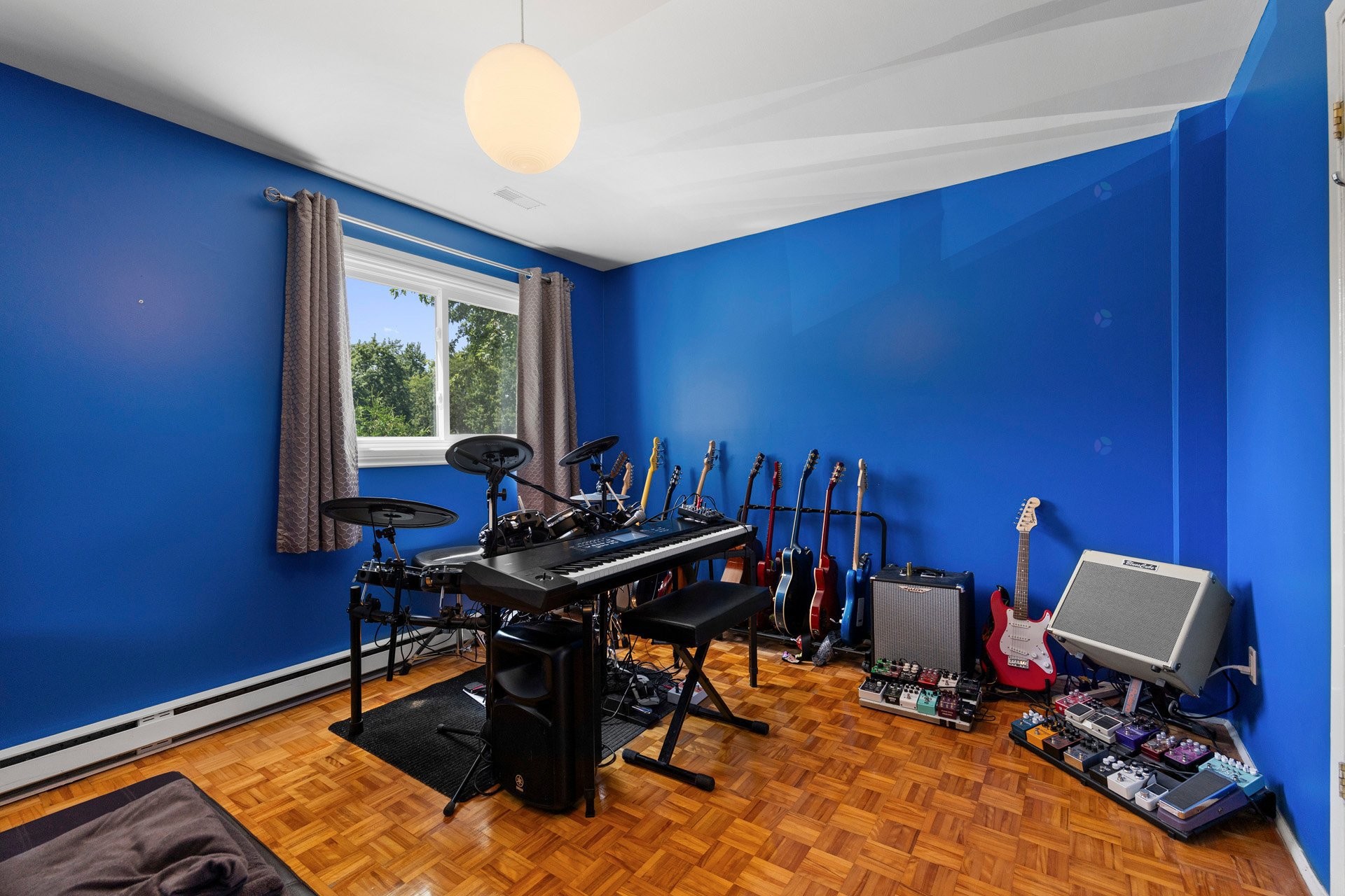 Master Bedroom - 4562 Rue Lake, Dollard-Des-Ormeaux, QC - Indoor Photo Showing Office