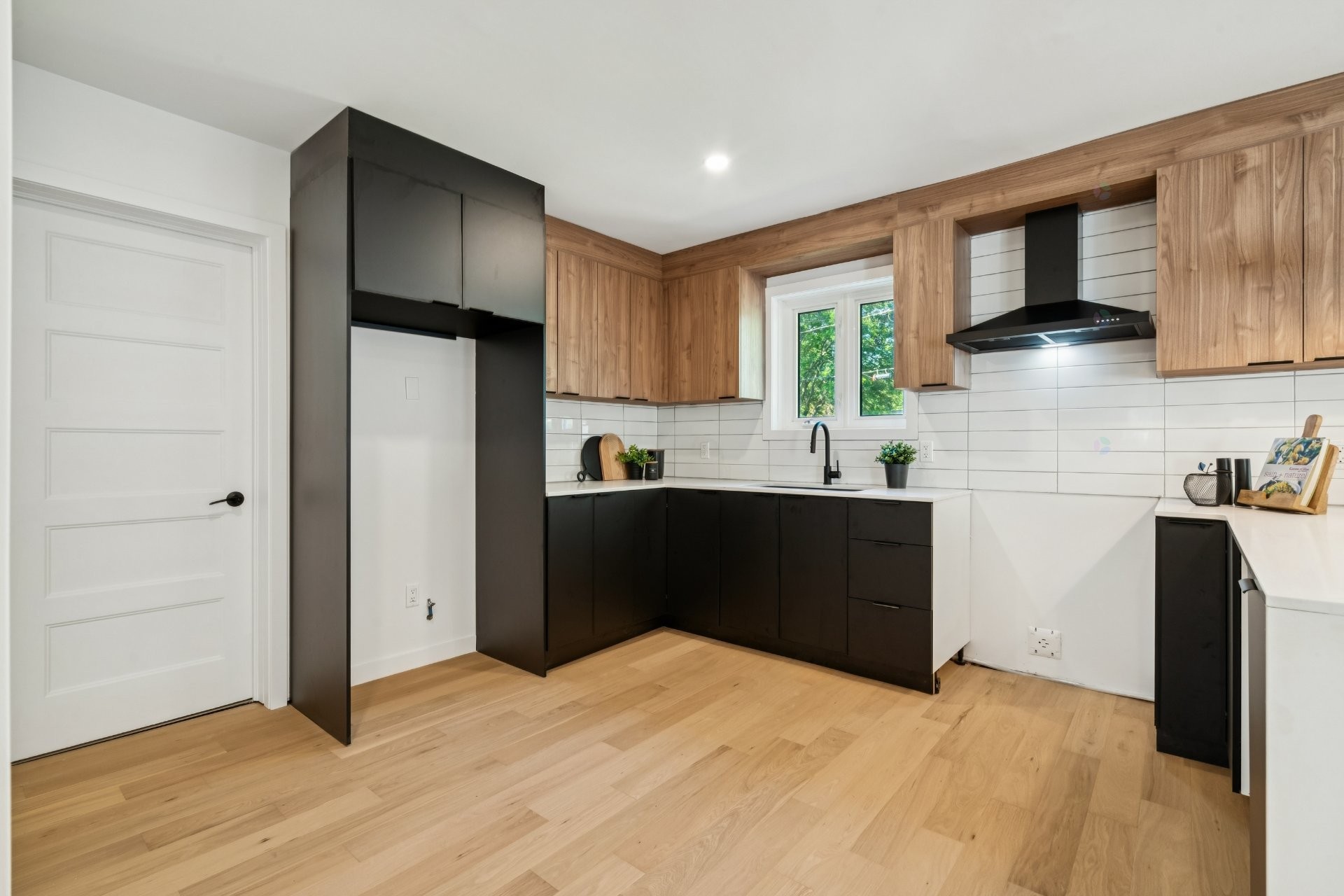 Cuisine - 385 Rue Auger, Beloeil, QC - Indoor Photo Showing Kitchen