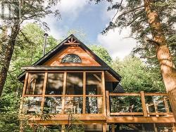 \"The Lofty Pines Cabin\" - 