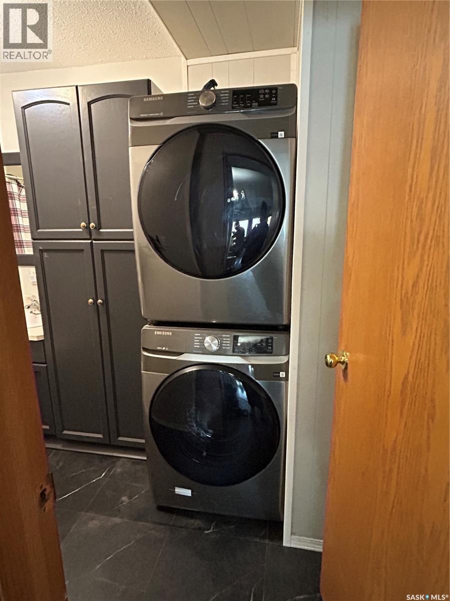 3830 First Point Beach Drive, Wakaw Lake, SK - Indoor Photo Showing Laundry Room