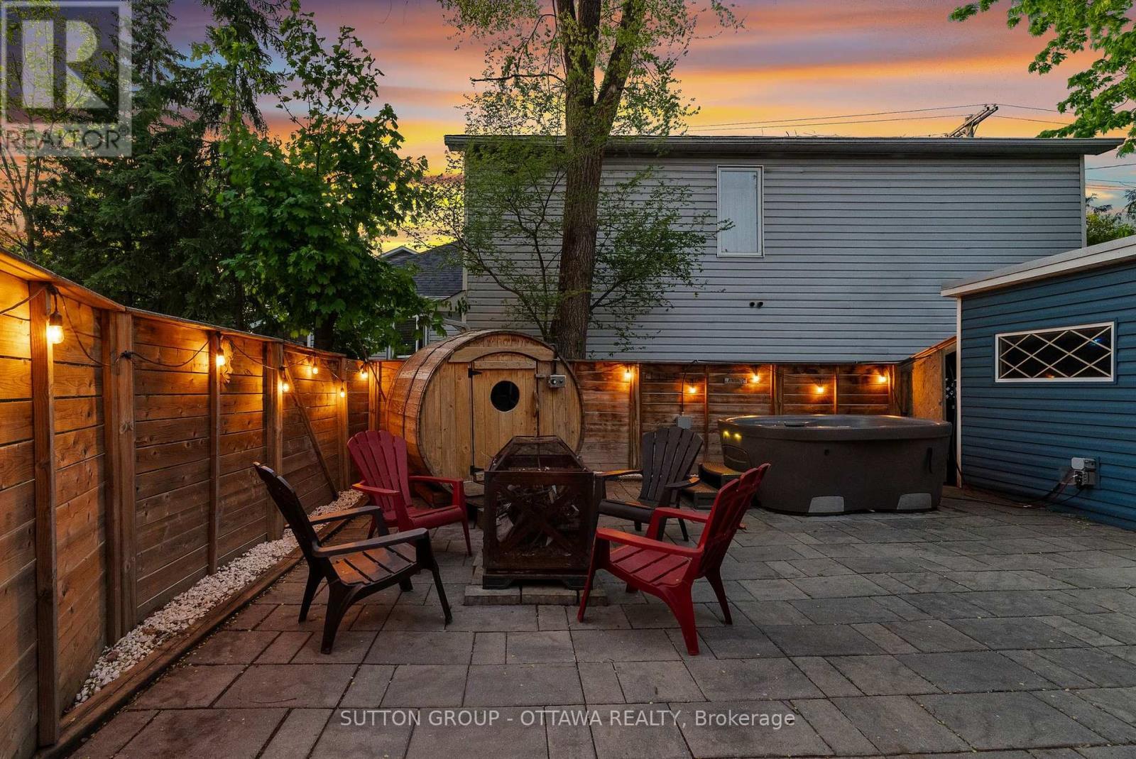 409 Blake Boulevard, Ottawa, ON - Outdoor With Deck Patio Veranda With Exterior
