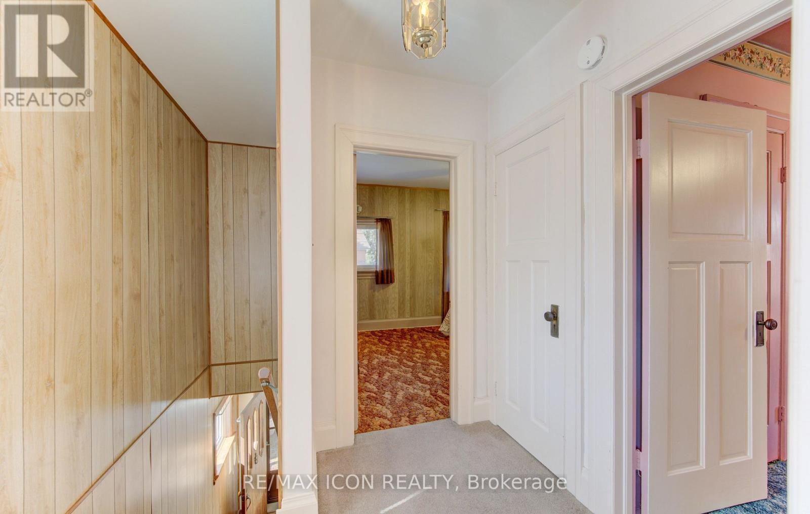 224 Weber Street E, Kitchener, ON - Indoor Photo Showing Other Room