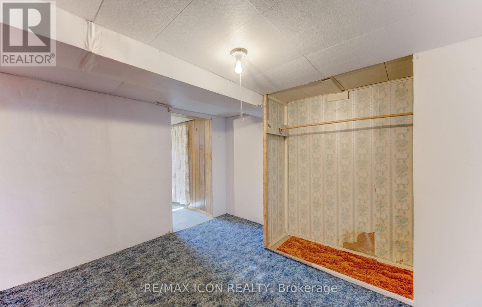 224 Weber Street E, Kitchener, ON - Indoor Photo Showing Other Room