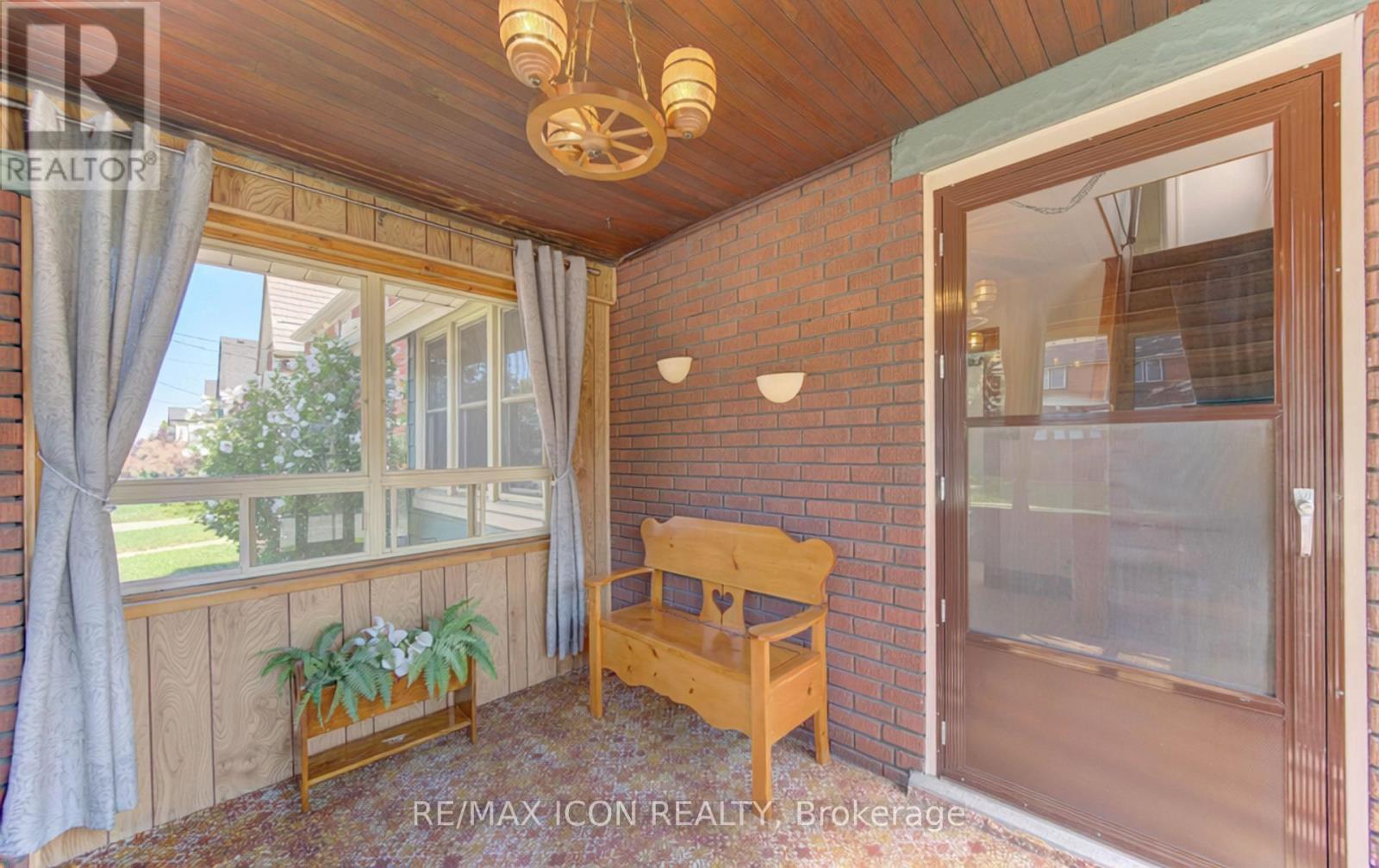 Sunroom - 224 Weber Street E, Kitchener, ON - Photo Showing Other Room