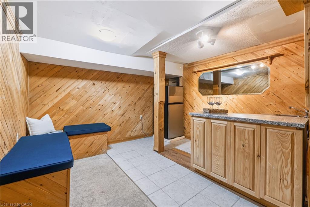 34 Peachtree Crescent, Cambridge, ON - Indoor Photo Showing Other Room