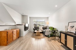 Salon - 