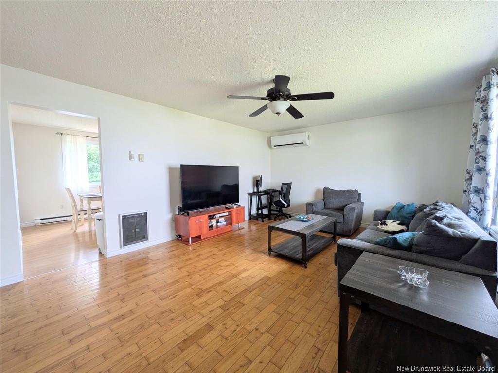 8 Bramalea St, Miramichi, NB