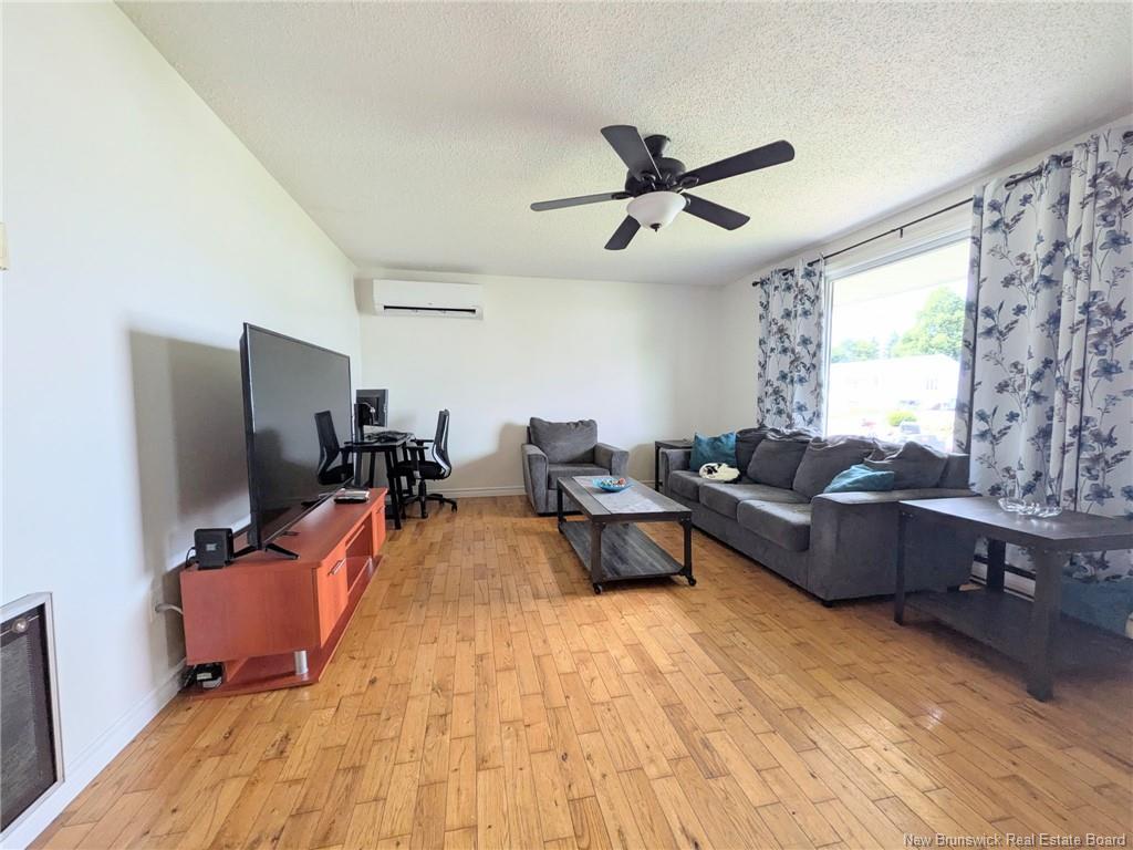 8 Bramalea St, Miramichi, NB