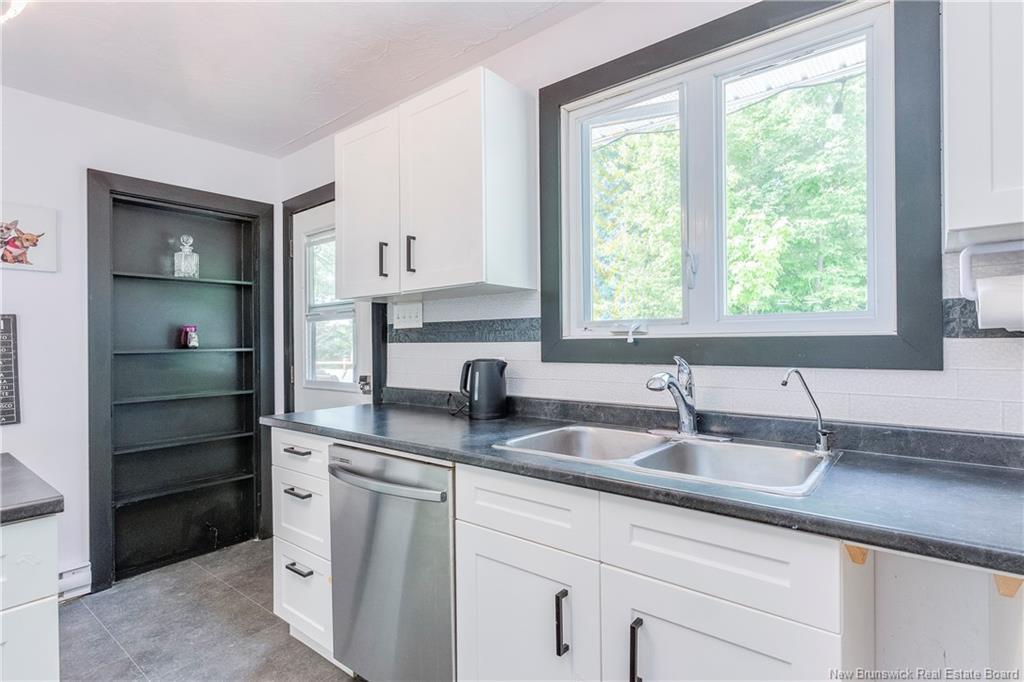 96 Old Coach Rd, Quispamsis, NB